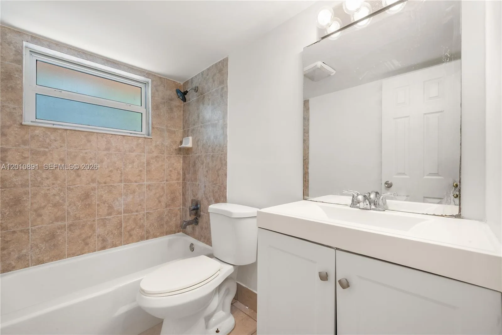 608 SW 16th Ave, Fort Lauderdale, FL 33312 photo 7