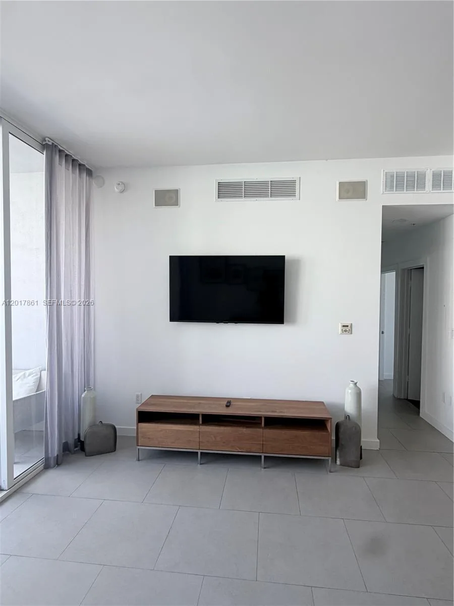 2100 Park Ave # 202, Miami Beach, FL 33139 photo 5