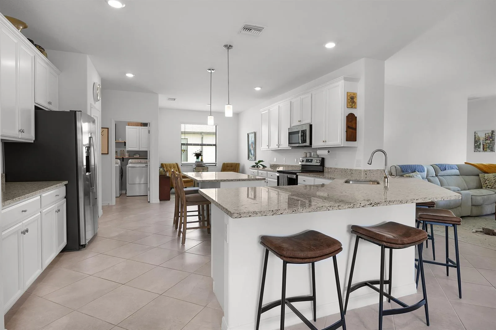 3413 Nombella Court, Fort Myers, FL 33905 photo 4