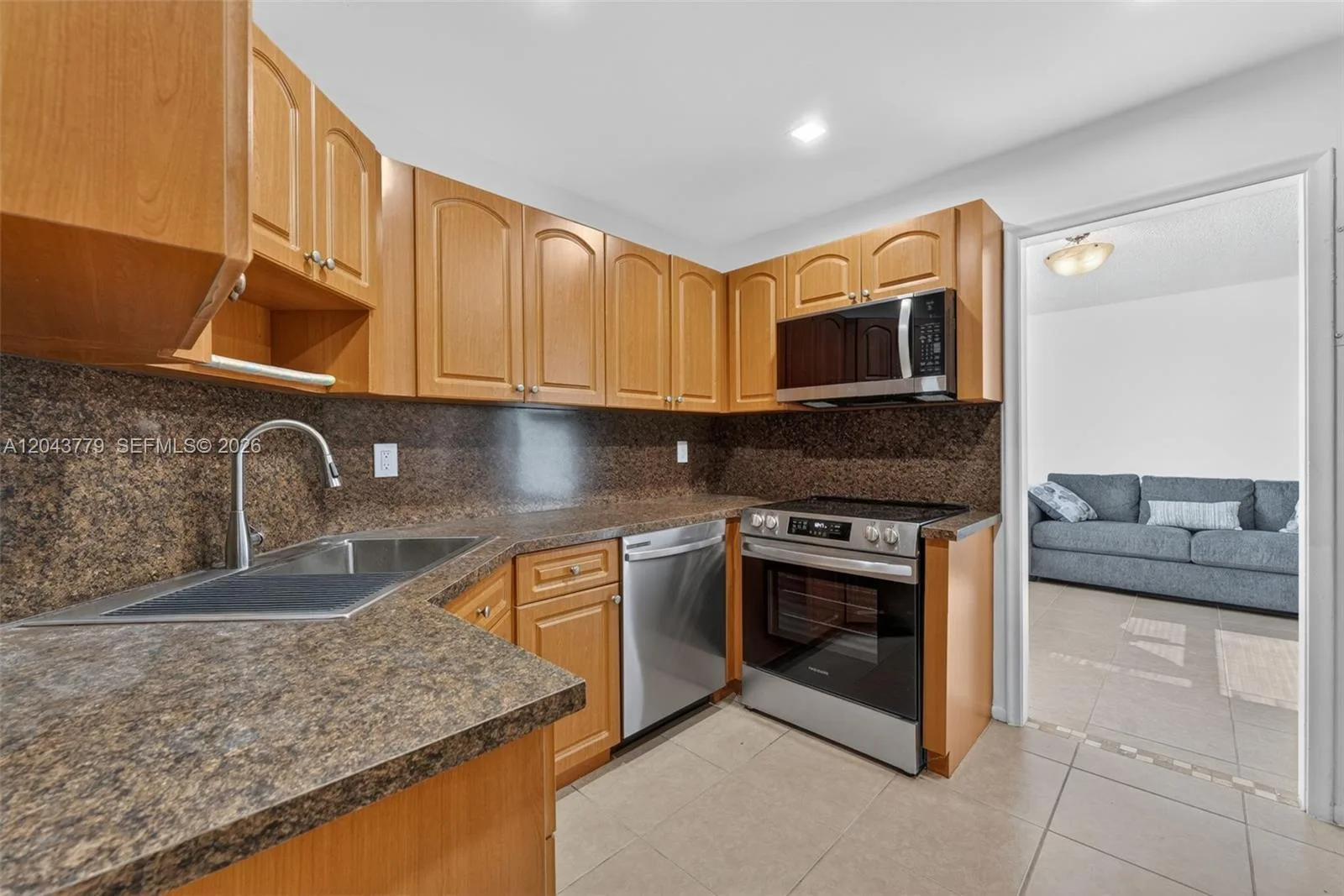 3301 Spanish Moss Ter # 405, Lauderhill, FL 33319 photo 2
