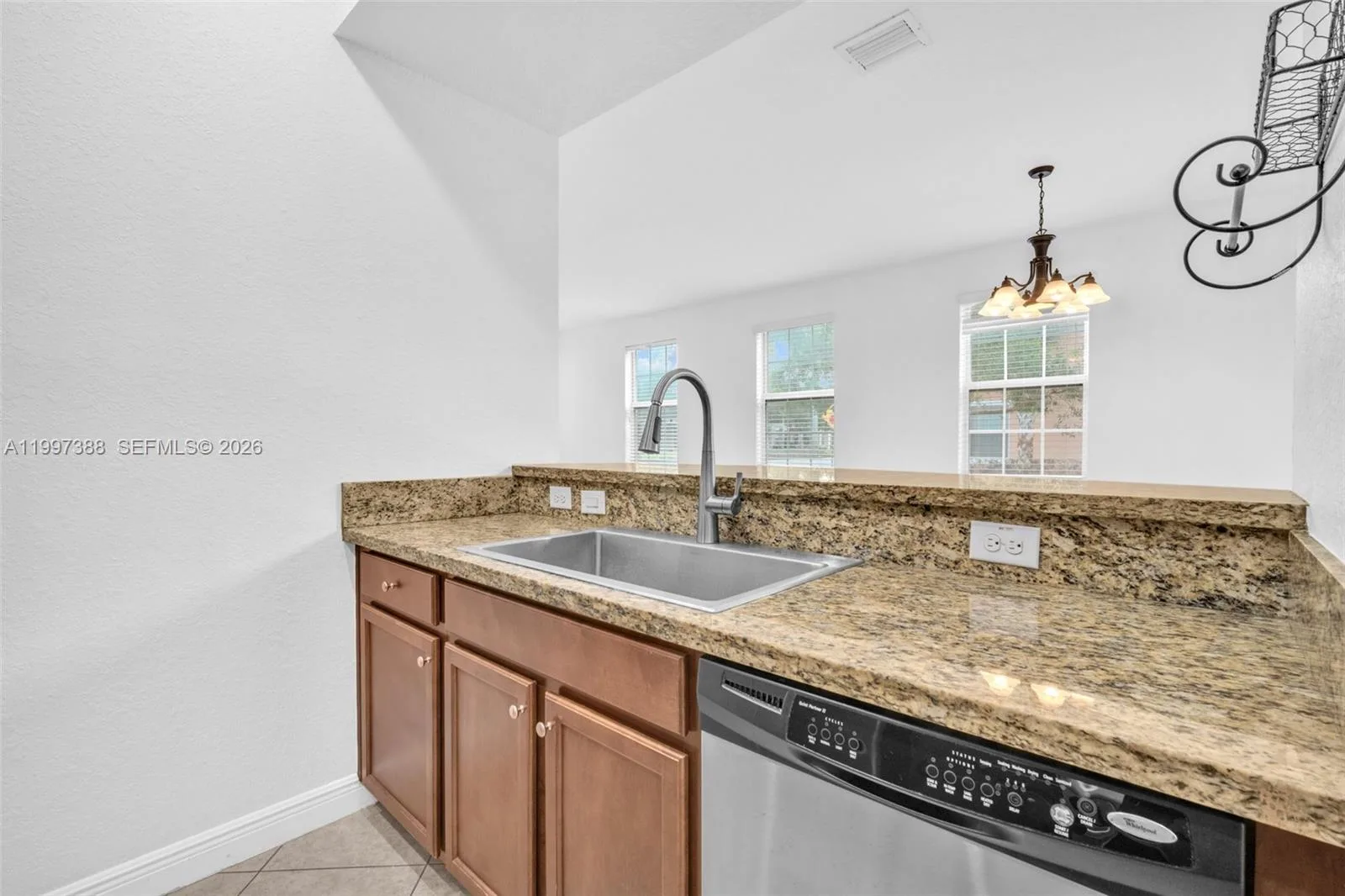 1148 SW 147th Ave, Pembroke Pines, FL 33027 photo 8