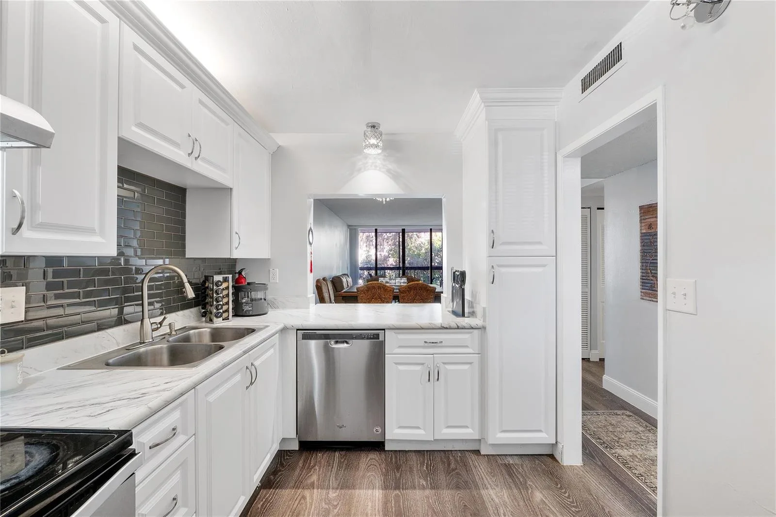 8437 Forest Hills Drive # 203, Coral Springs, FL 33065