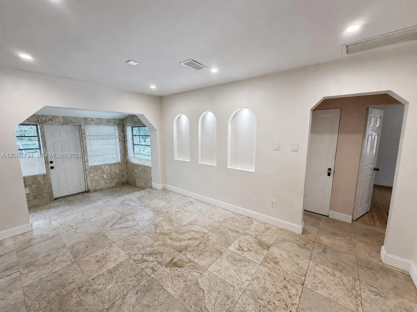 1820 Coolidge St, Hollywood, FL 33020