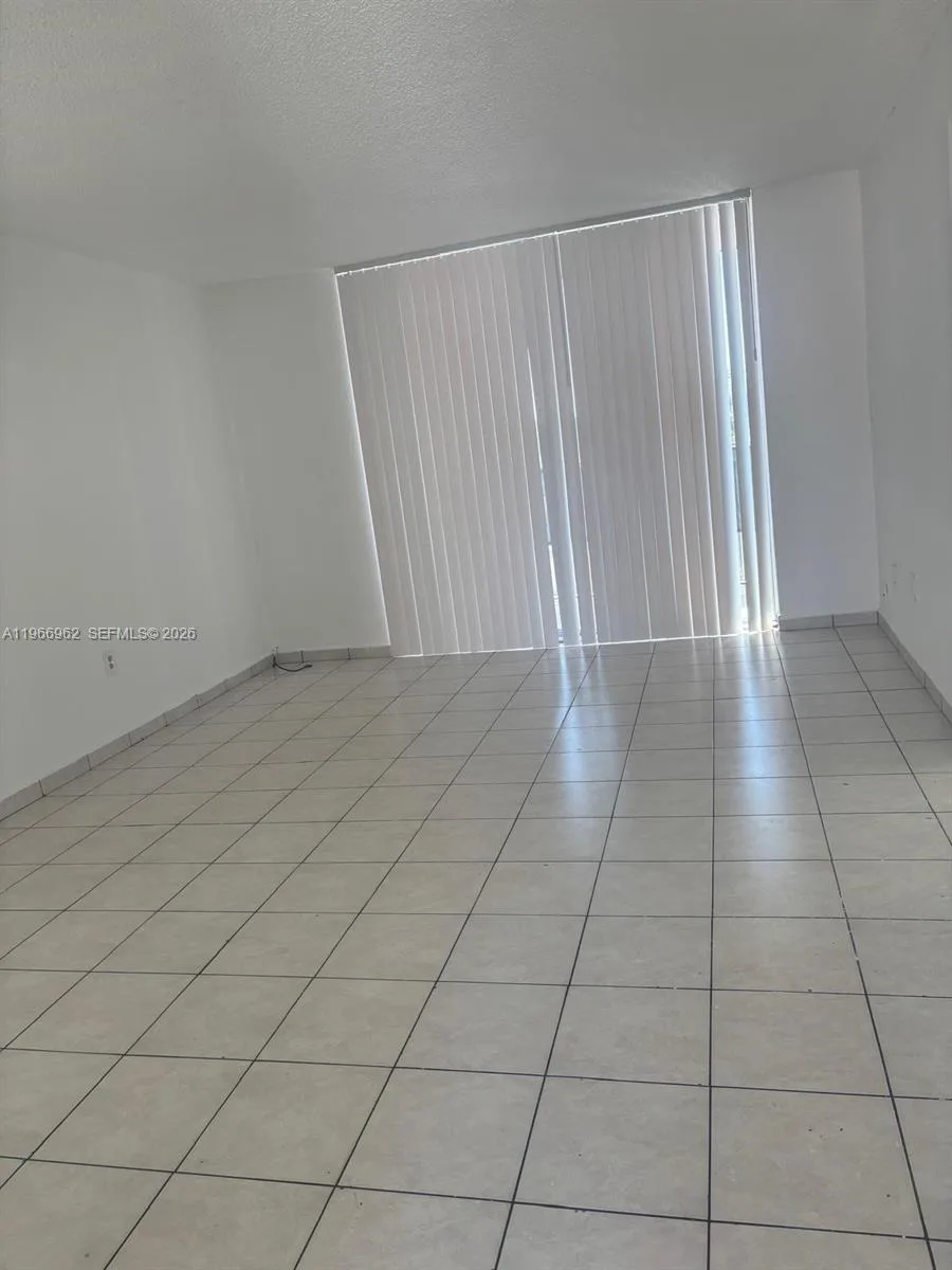 19715 SW 114th Ave # 352, Miami, FL 33157