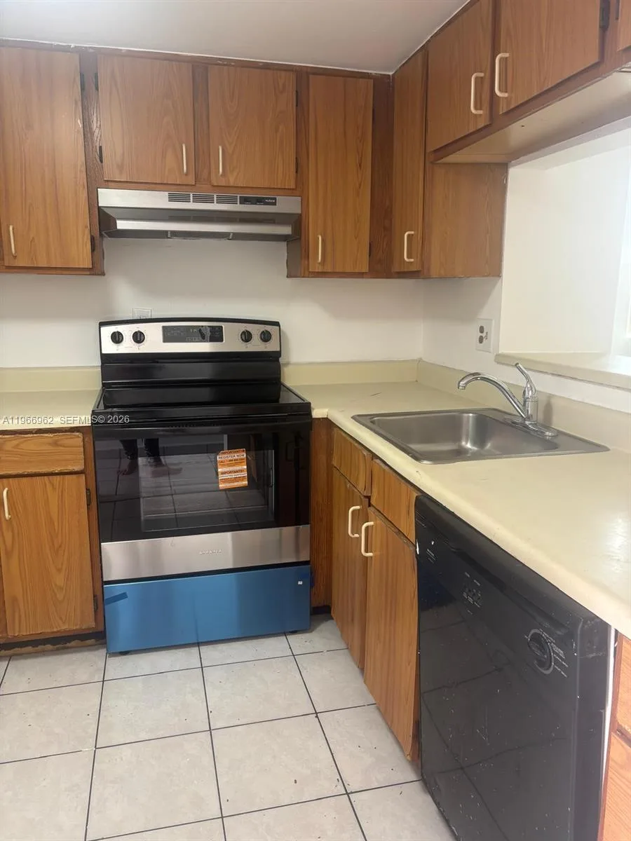 19715 SW 114th Ave # 352, Miami, FL 33157 photo 2