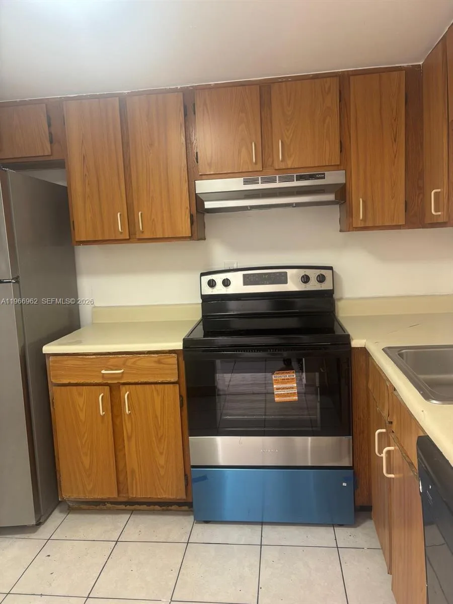 19715 SW 114th Ave # 352, Miami, FL 33157 photo 3