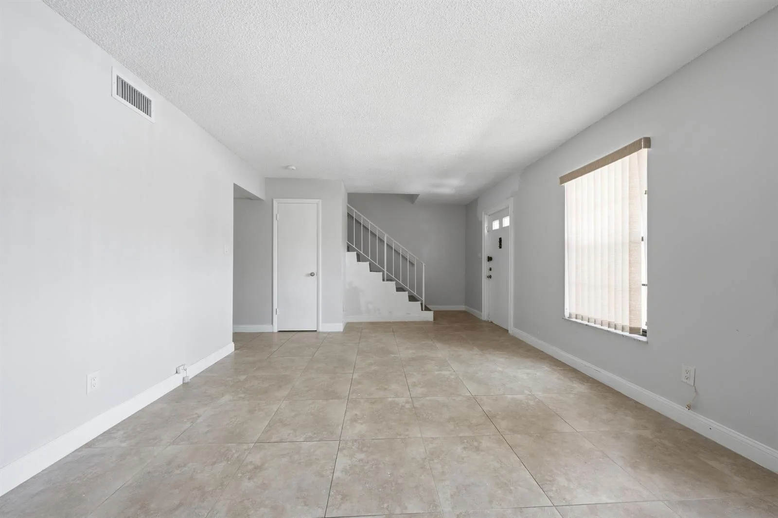 52 Canterbury Lane, Tamarac, FL 33319 photo 7