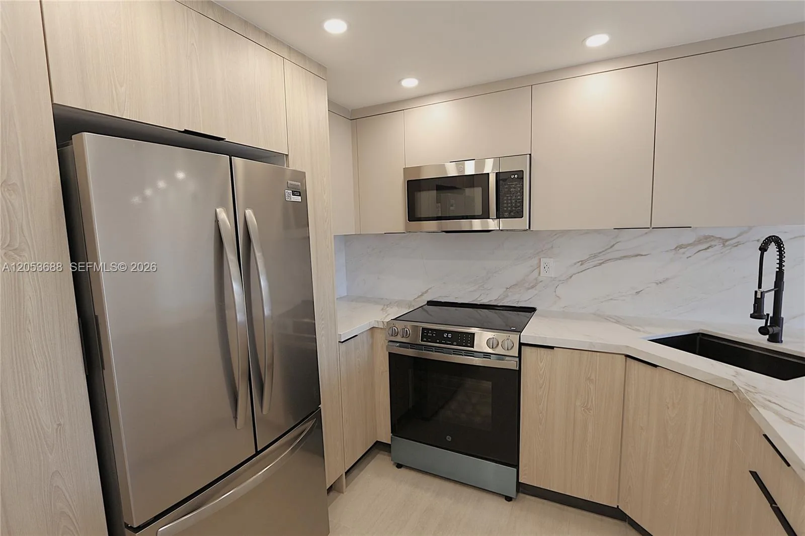 801 NW 47th Ave # 518W, Miami, FL 33126 photo 4