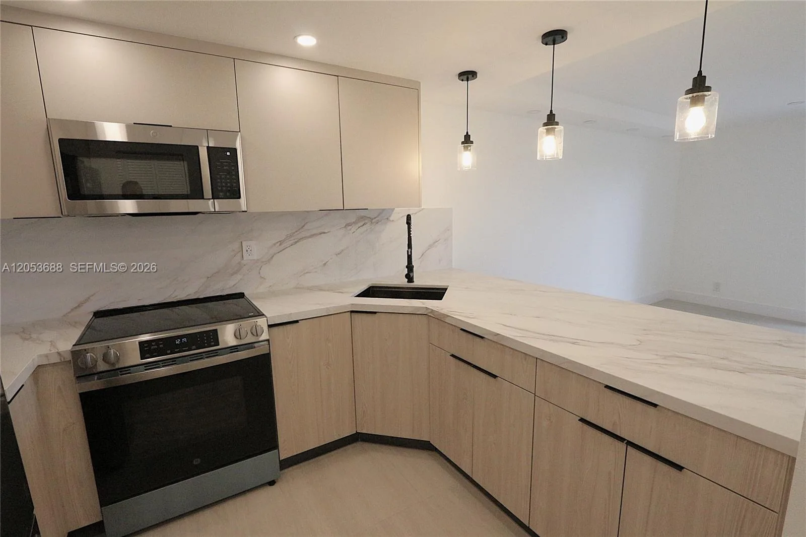 801 NW 47th Ave # 518W, Miami, FL 33126 photo 5