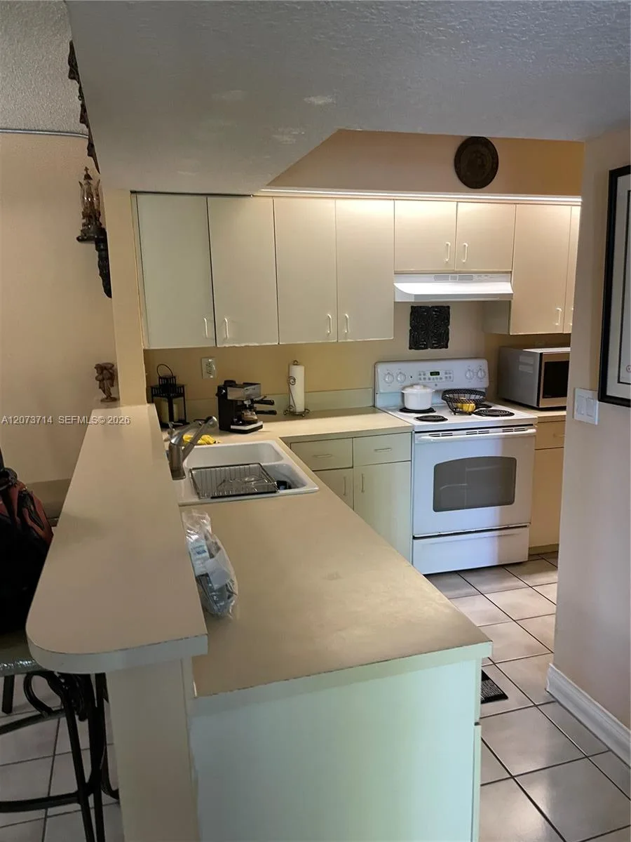 8500 SW 212th St # 309, Cutler Bay, FL 33189 photo 6