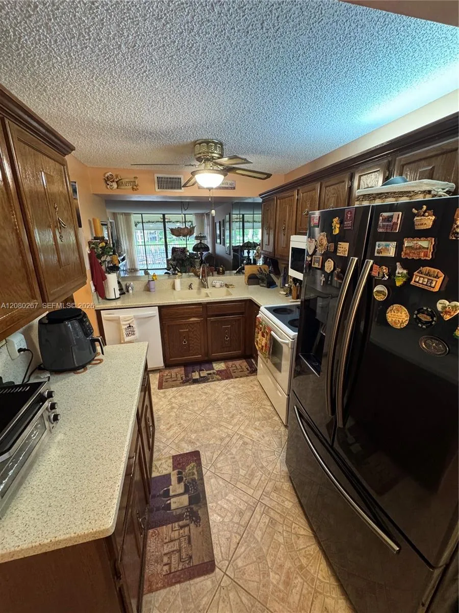 5613 Coral Lake Dr # 201, Margate, FL 33063 — zdjęcie 5