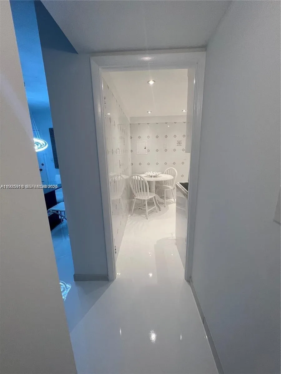 5555 Collins Ave # 7T, Miami Beach, FL 33140 photo 11