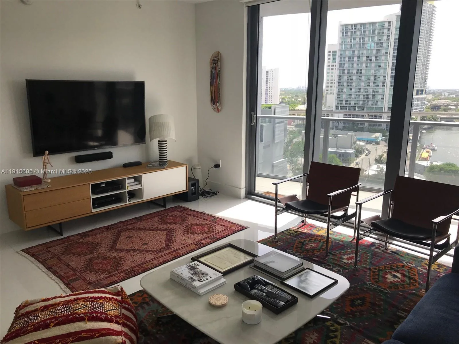 31 SE 6th St # 1702, Miami, FL 33131 photo 13