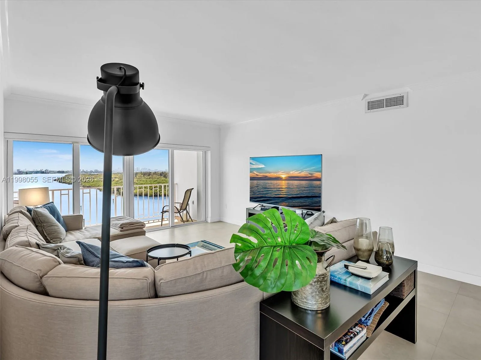 500 Bayview Dr # 1132, Sunny Isles Beach, FL 33160 photo 6