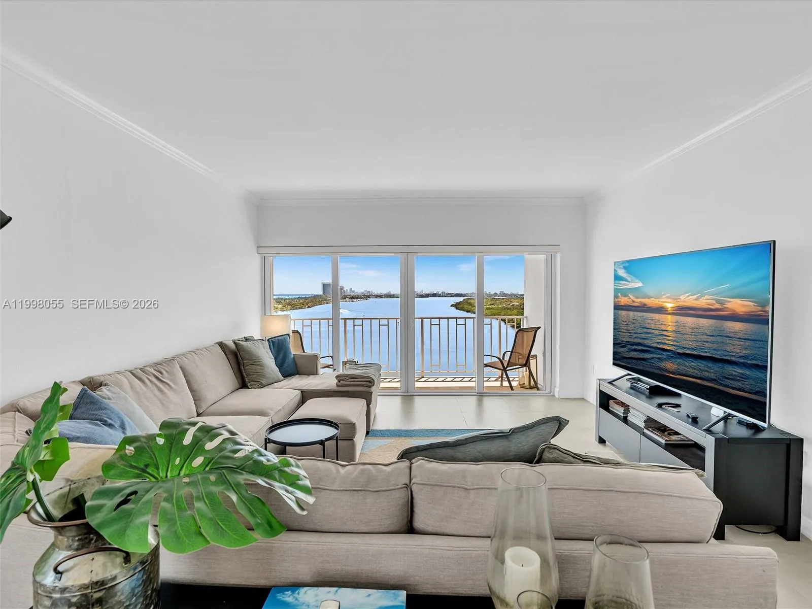 500 Bayview Dr # 1132, Sunny Isles Beach, FL 33160 photo 9