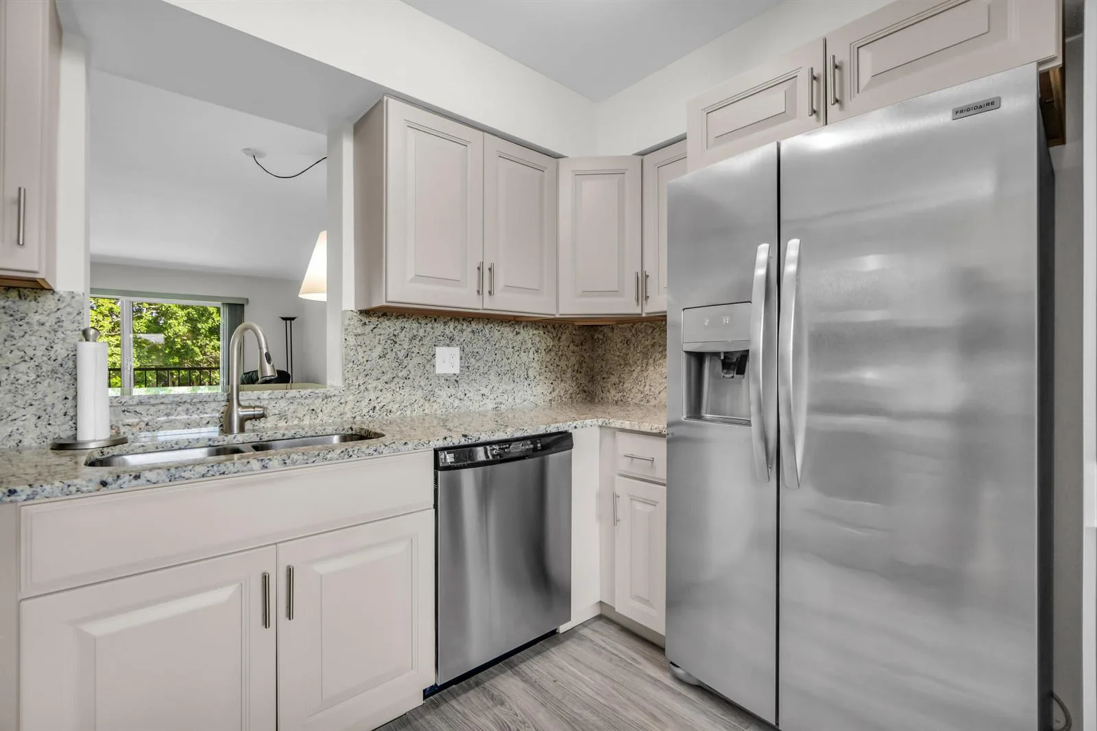 7267 HUNTINGTON Lane # 403, Delray Beach, FL 33446