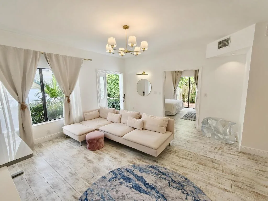 210 BELLA VISTA Court N # 10, Jupiter, FL 33477