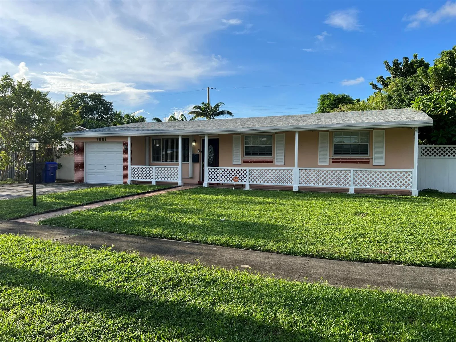 7081 TAYLOR Street, Hollywood, FL 33024