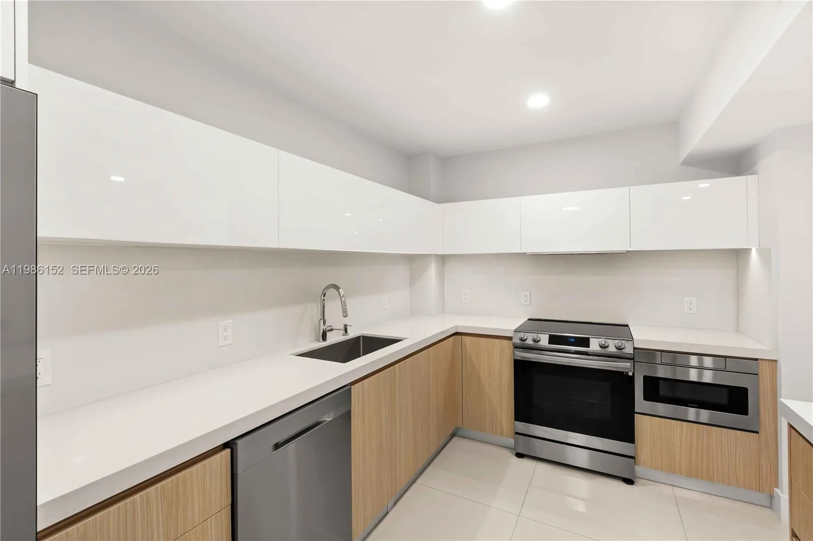 5825 Collins Ave # 10E, Miami Beach, FL 33140 photo 4