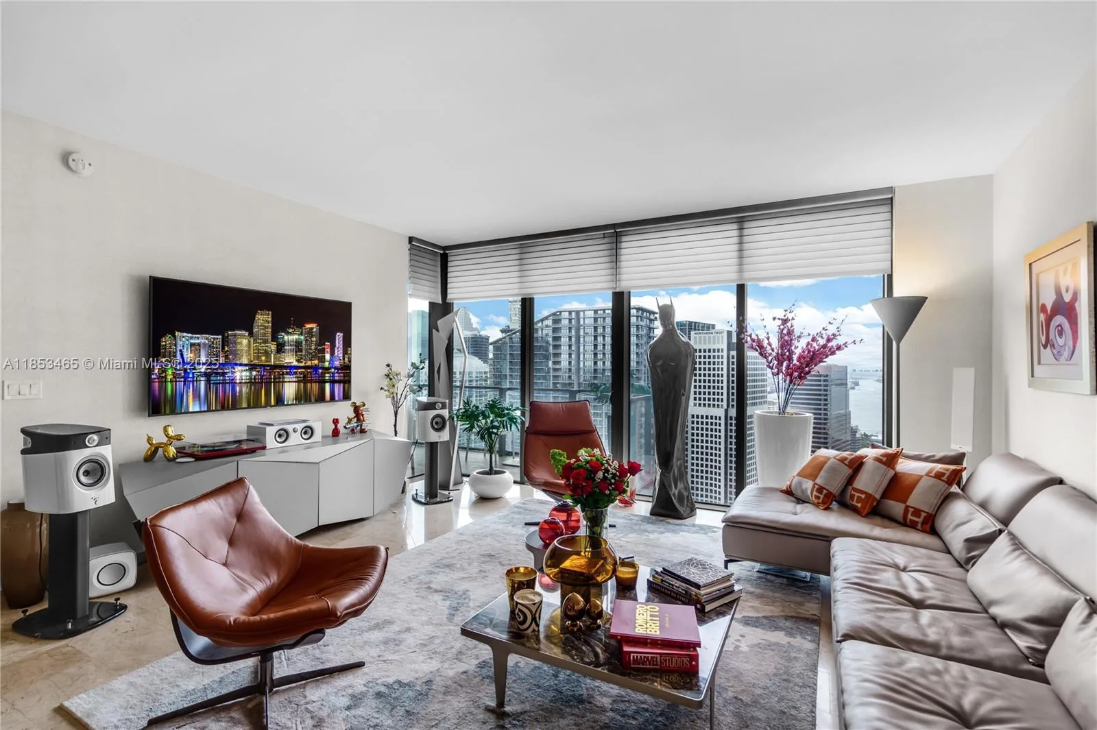 88 SW 7th St # 3907, Miami, FL 33130 photo 2