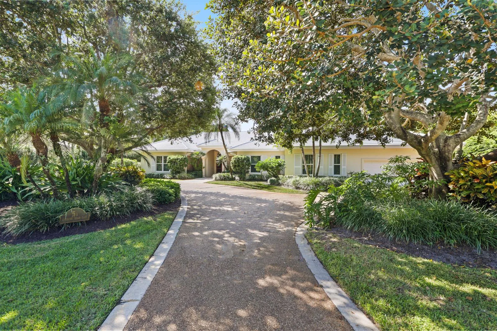 5 Country Road E # A, FL 33436
