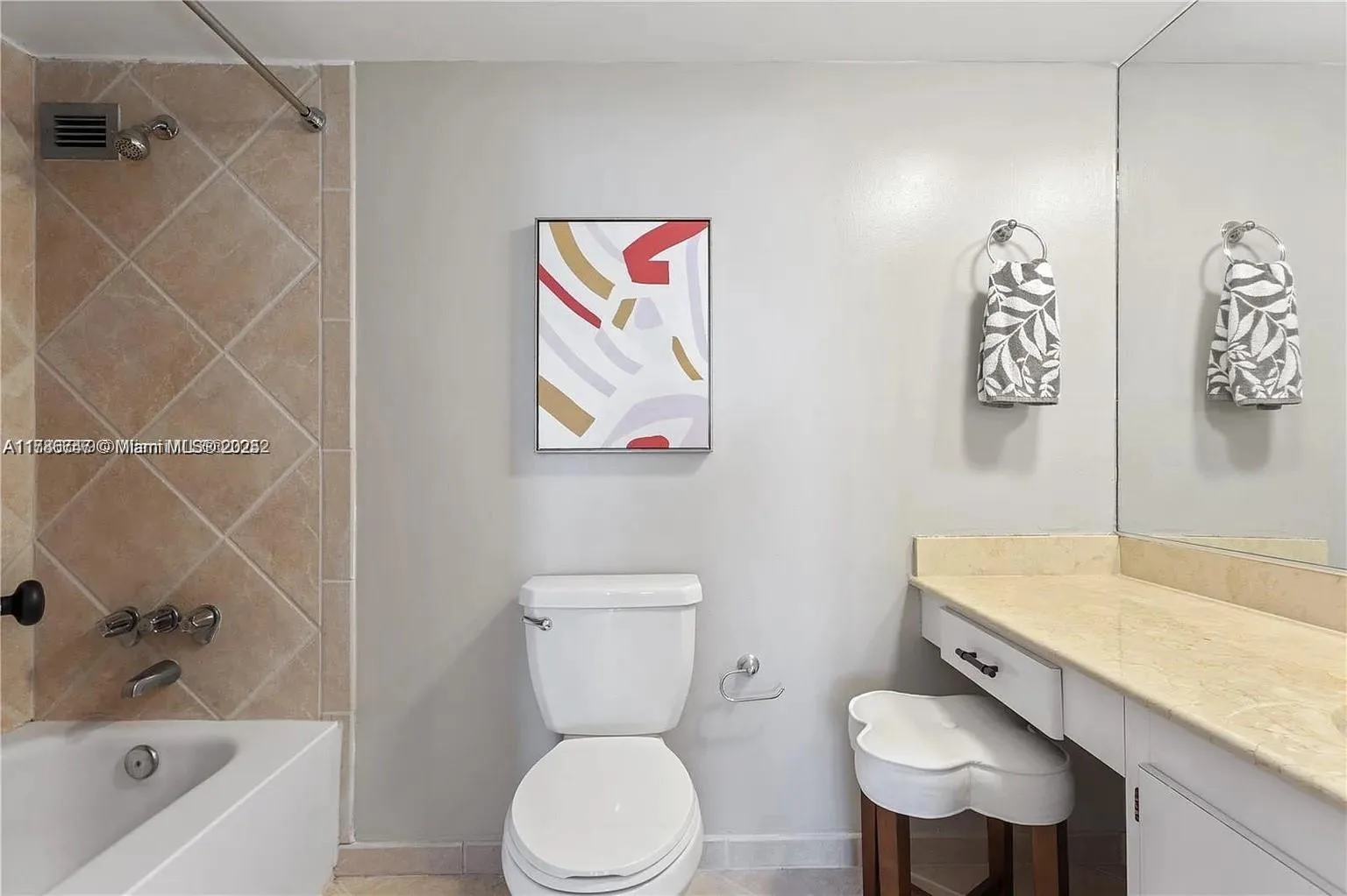 6770 Indian Creek Dr # 8E, Miami Beach, FL 33141 photo 8