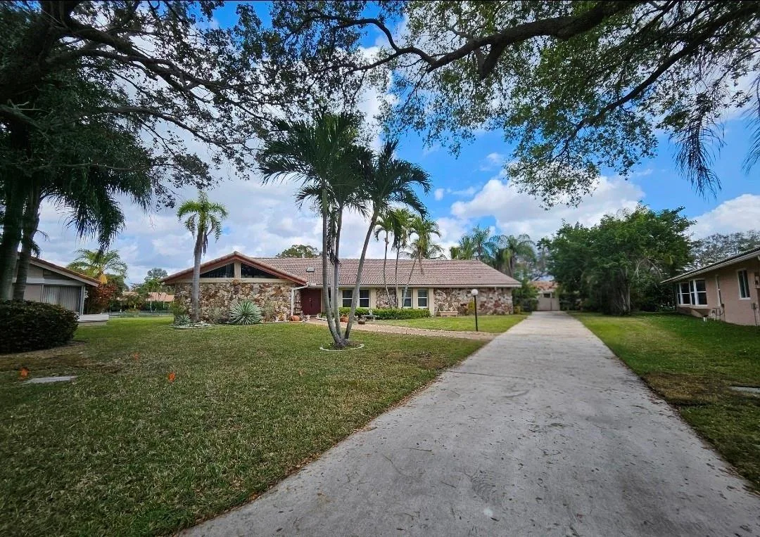 197 NW 113th Way, Coral Springs, FL 33071 photo 4