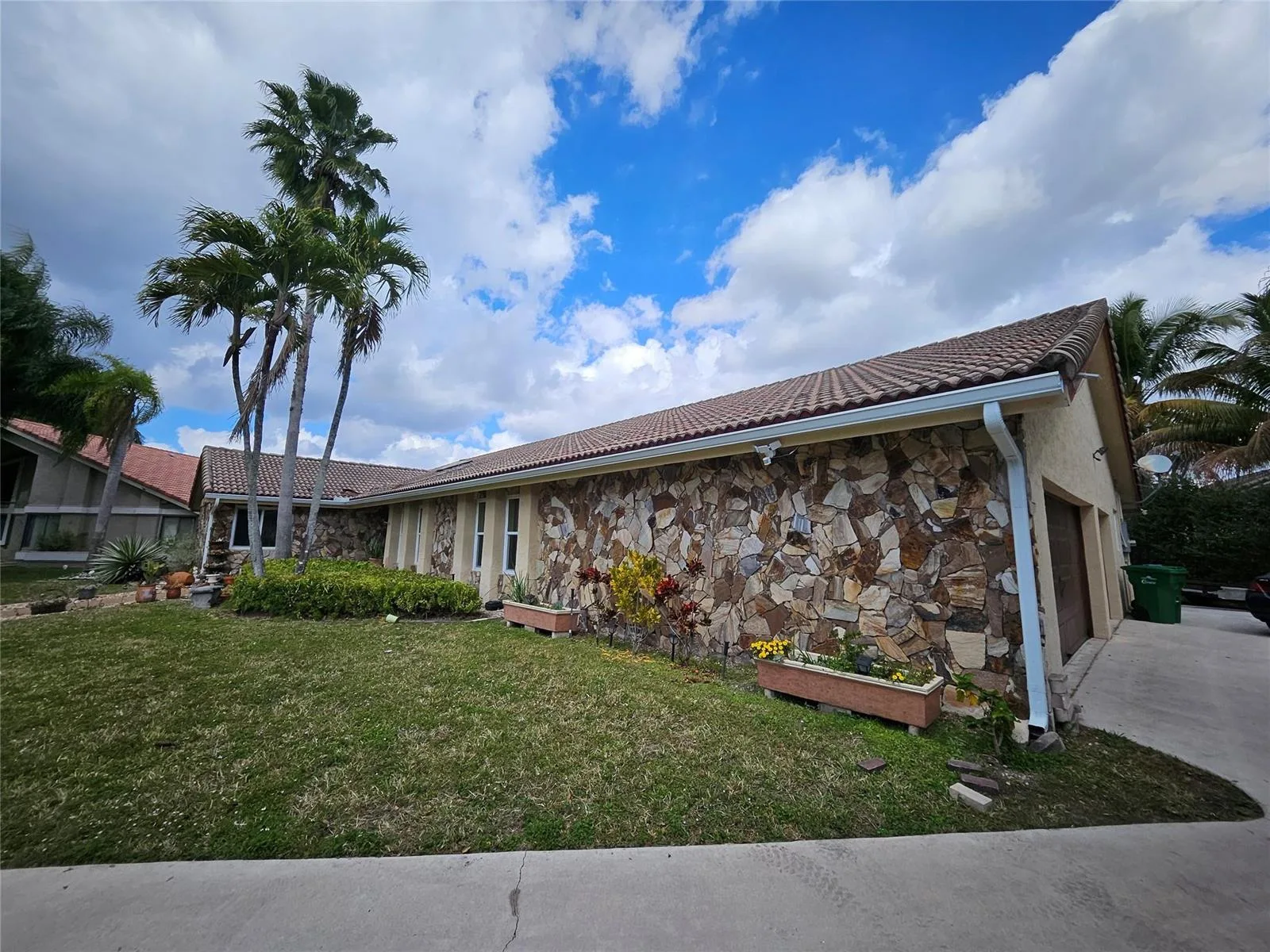 197 NW 113th Way, Coral Springs, FL 33071 photo 9