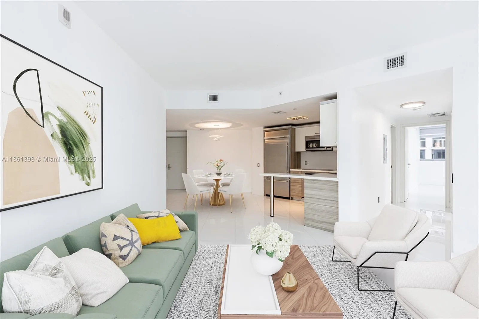 1300 Brickell Bay Dr # 1802, Miami, FL 33131