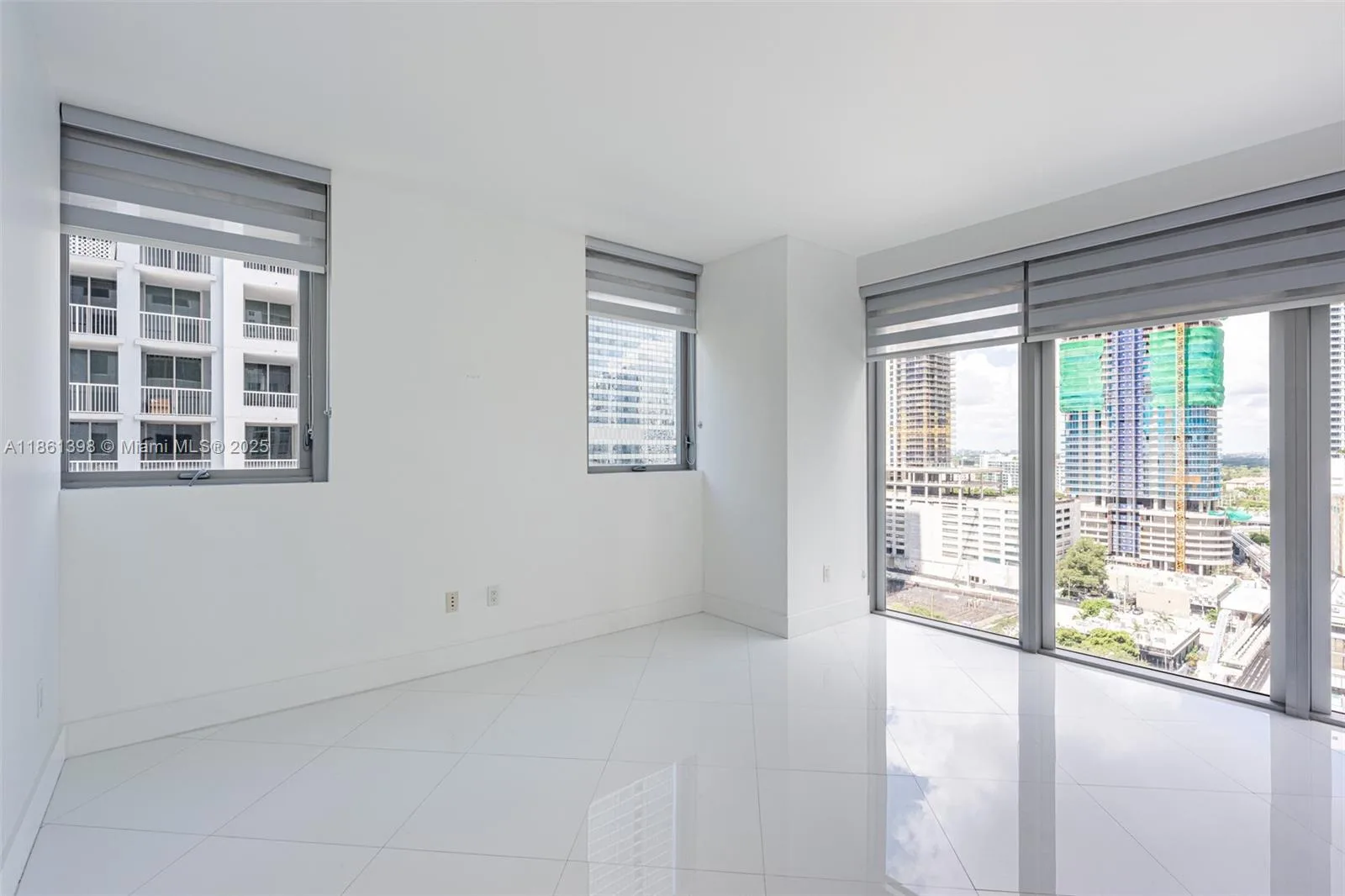 1300 Brickell Bay Dr # 1802, Miami, FL 33131 photo 12