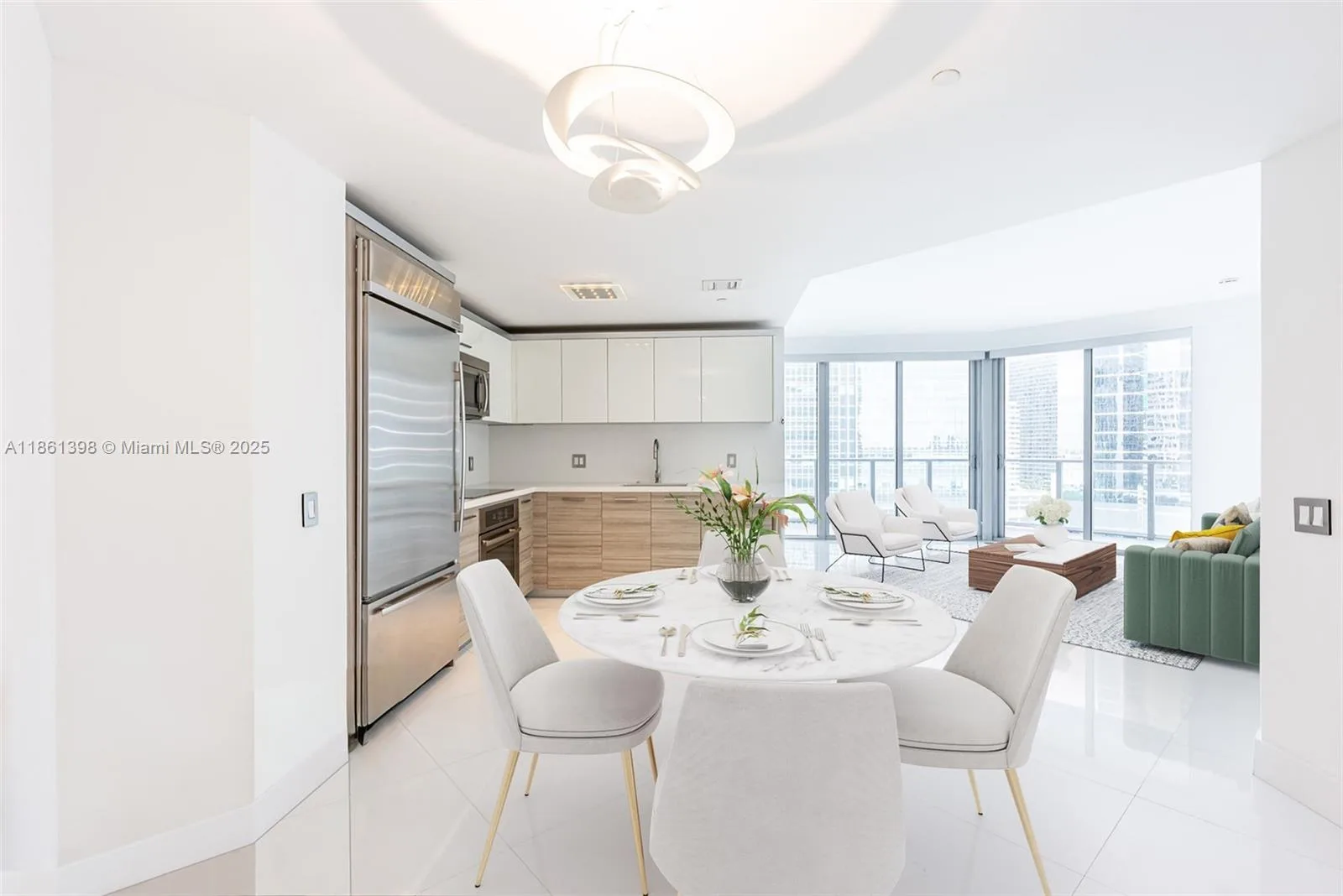 1300 Brickell Bay Dr # 1802, Miami, FL 33131 photo 2