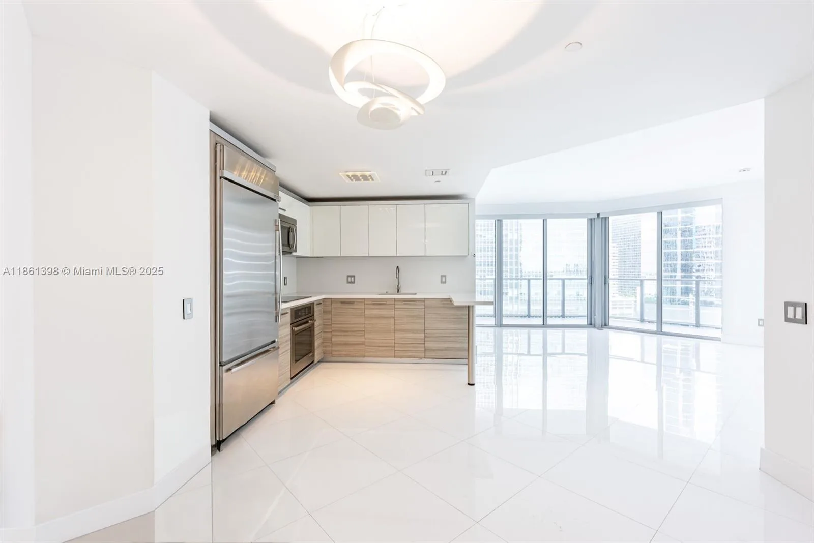 1300 Brickell Bay Dr # 1802, Miami, FL 33131 photo 5
