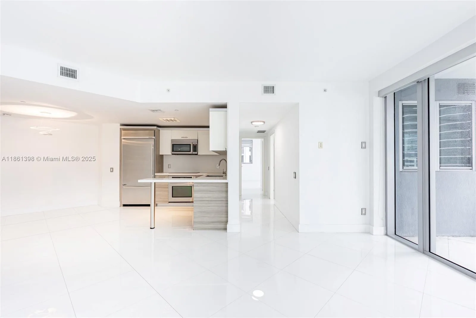 1300 Brickell Bay Dr # 1802, Miami, FL 33131 photo 7