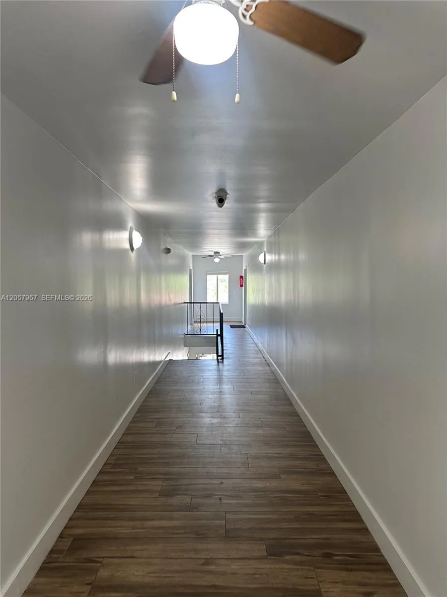 2500 NE 192nd St # 6, Miami, FL 33180 photo 4