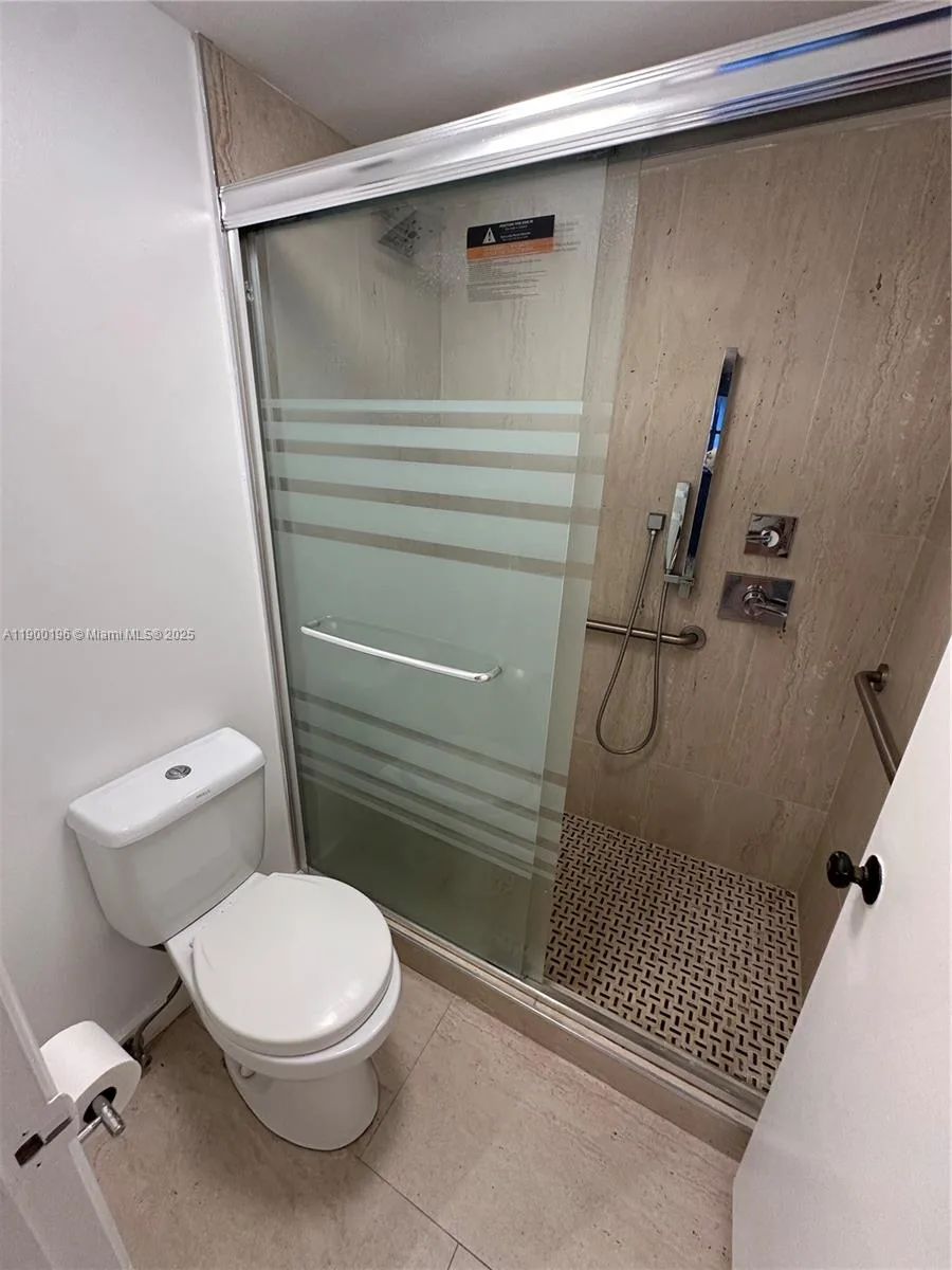 6039 Collins Ave # 1212, Miami Beach, FL 33140 photo 8