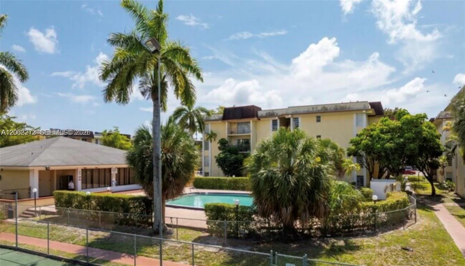 11905 NE 2nd Ave # C106, North Miami, FL 33161 photo 2