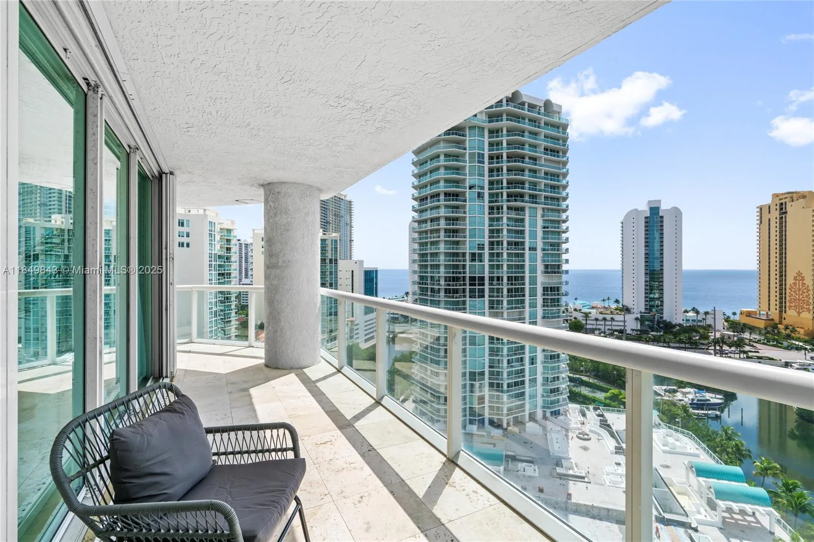 16500 Collins Ave # 1752, Sunny Isles Beach, FL 33160 photo 2