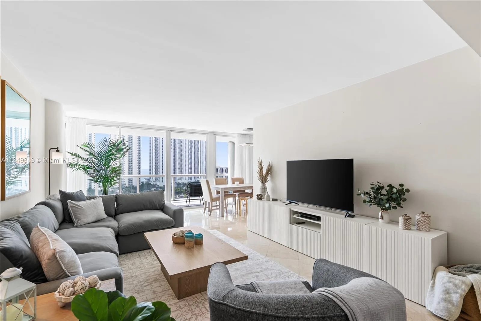 16500 Collins Ave # 1752, Sunny Isles Beach, FL 33160 photo 8