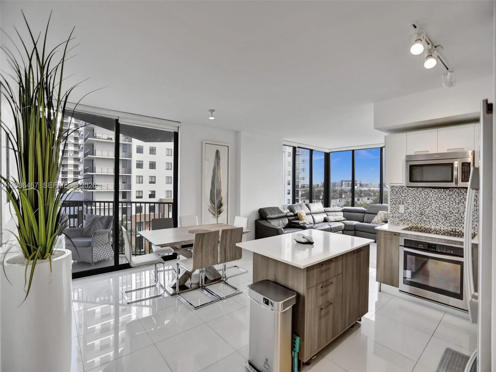 5252 NW 85th Ave # 401, Doral, FL 33166