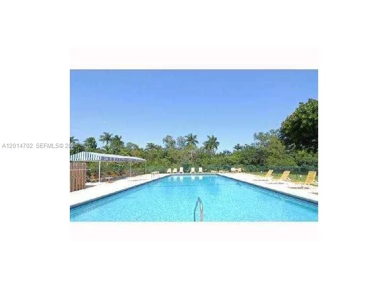 115 Royal Park Dr # 4B, Oakland Park, FL 33309