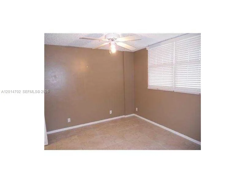 115 Royal Park Dr # 4B, Oakland Park, FL 33309 photo 6