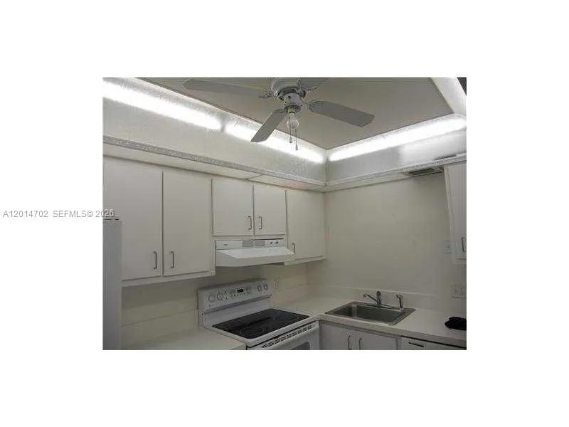 115 Royal Park Dr # 4B, Oakland Park, FL 33309 photo 8