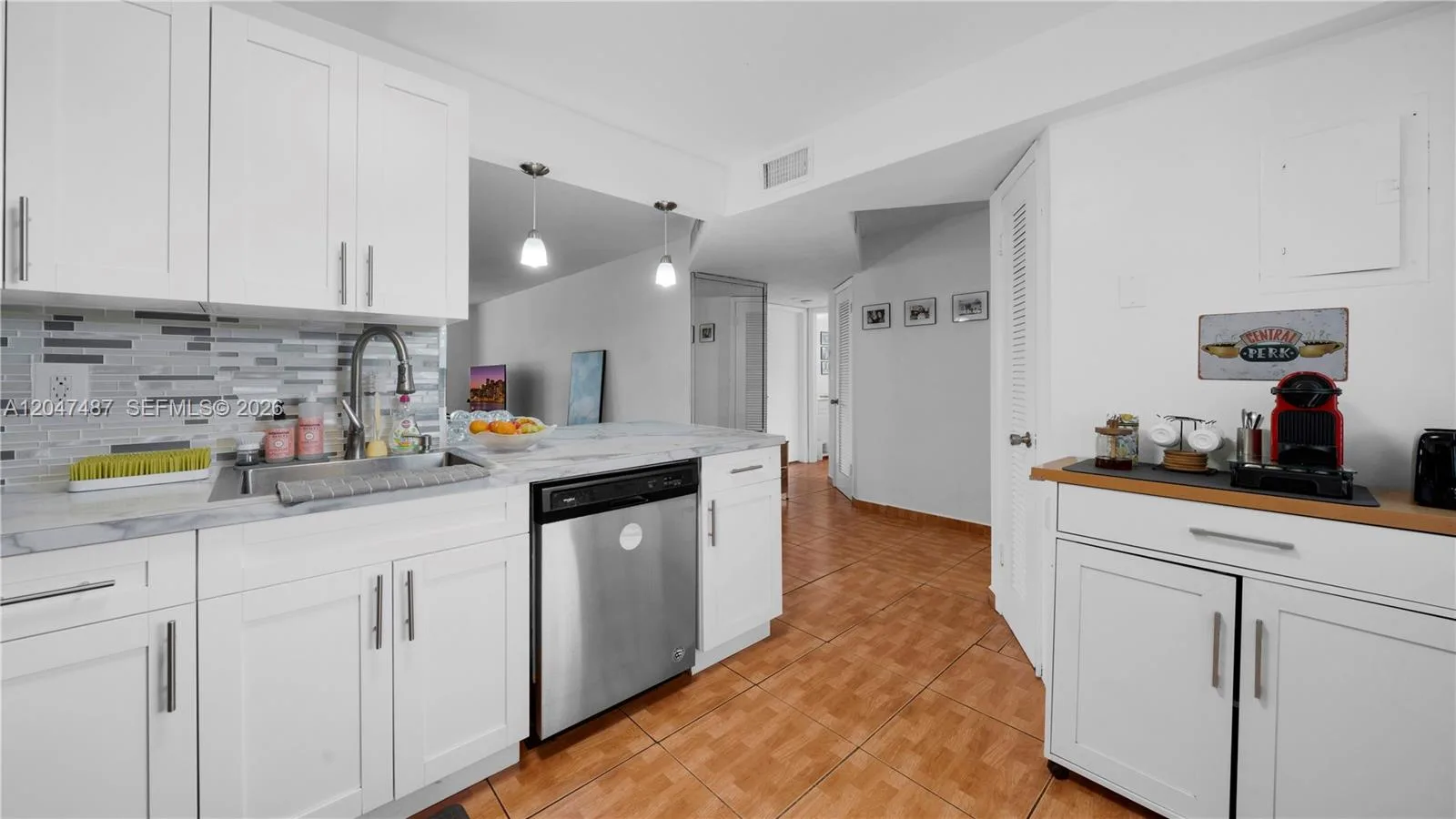 1101 NE 191st St # H314, Miami, FL 33179 photo 4