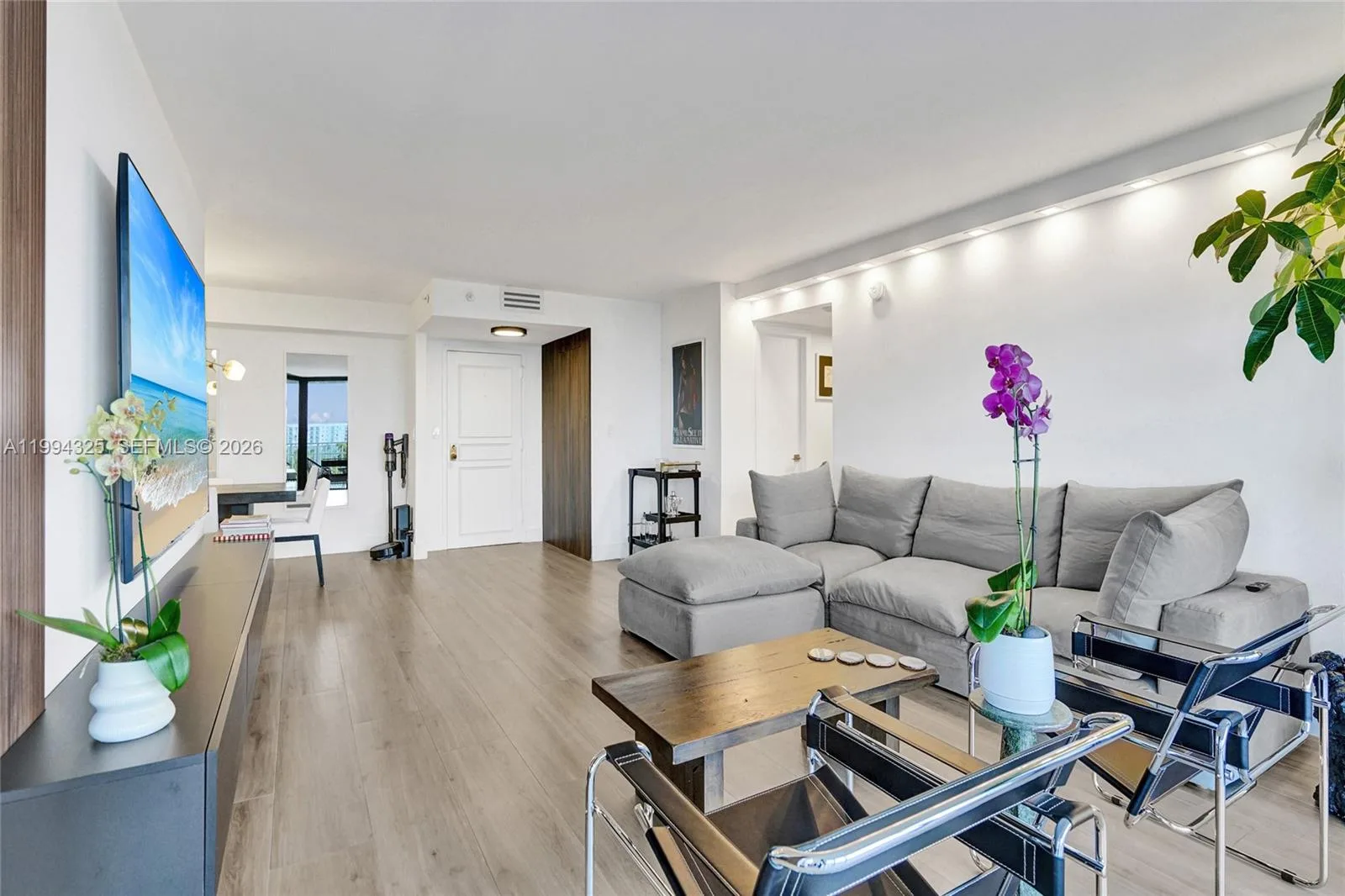 1000 Quayside Ter # 707, Miami, FL 33138 photo 4