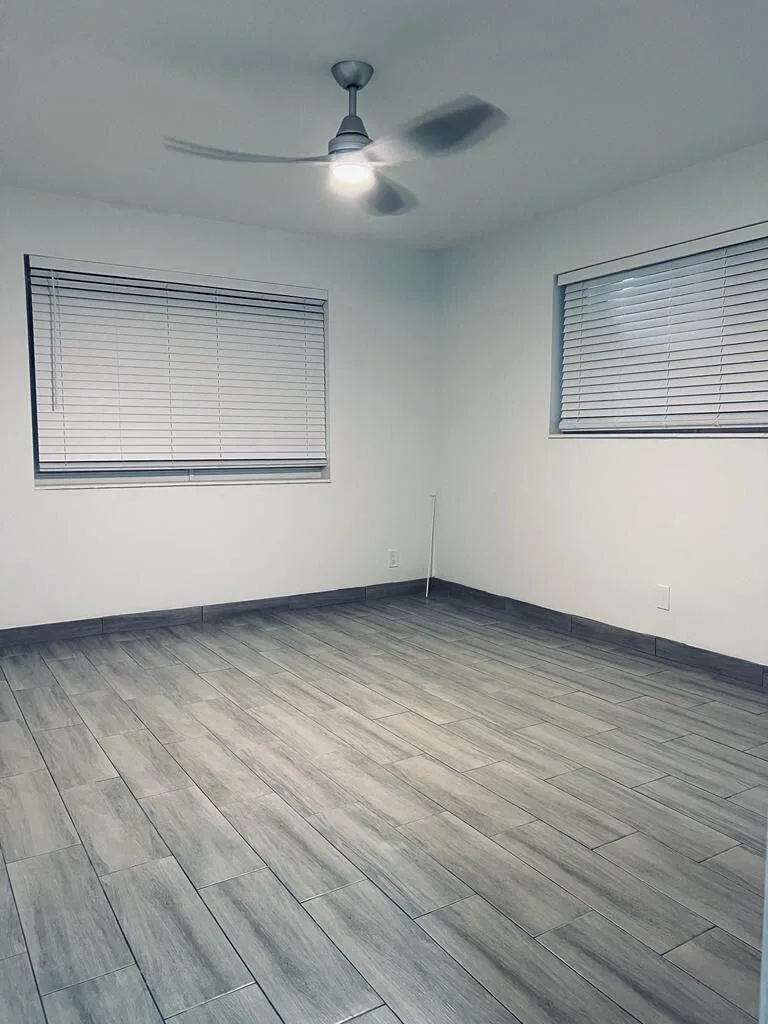 930 N 14th Court, Hollywood, FL 33020 photo 11