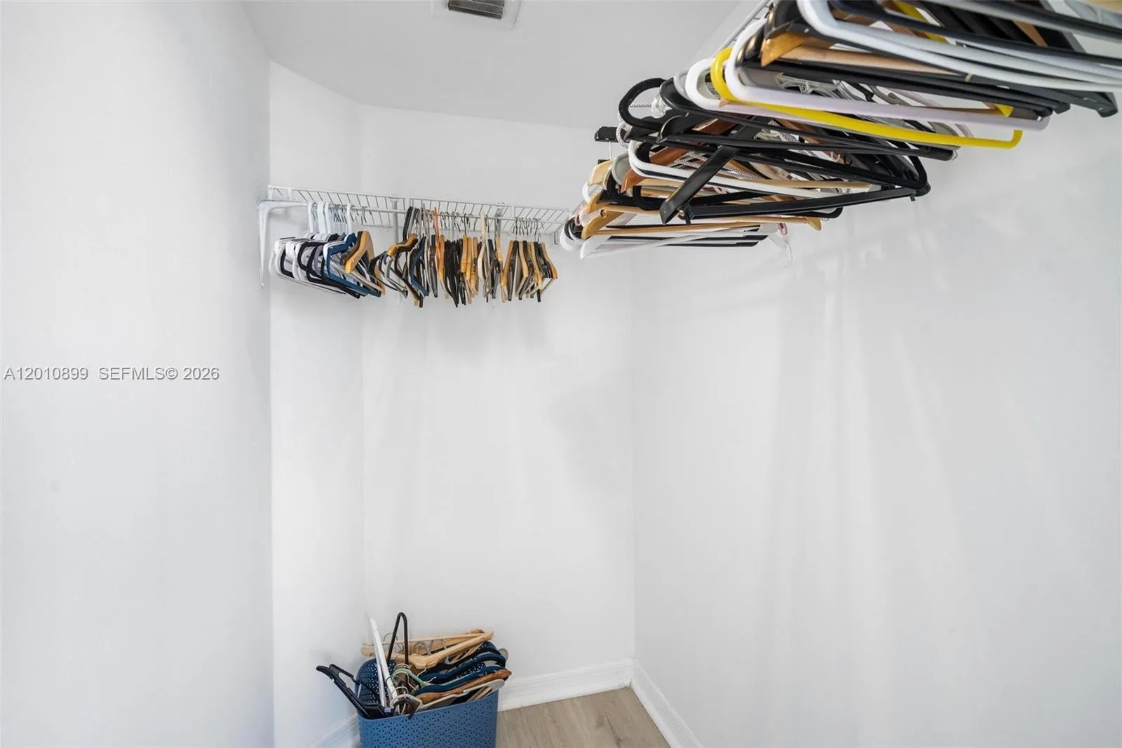 825 Brickell Bay Dr # 2042, Miami, FL 33131 photo 8