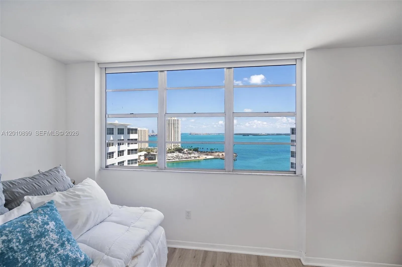 825 Brickell Bay Dr # 2042, Miami, FL 33131 photo 9