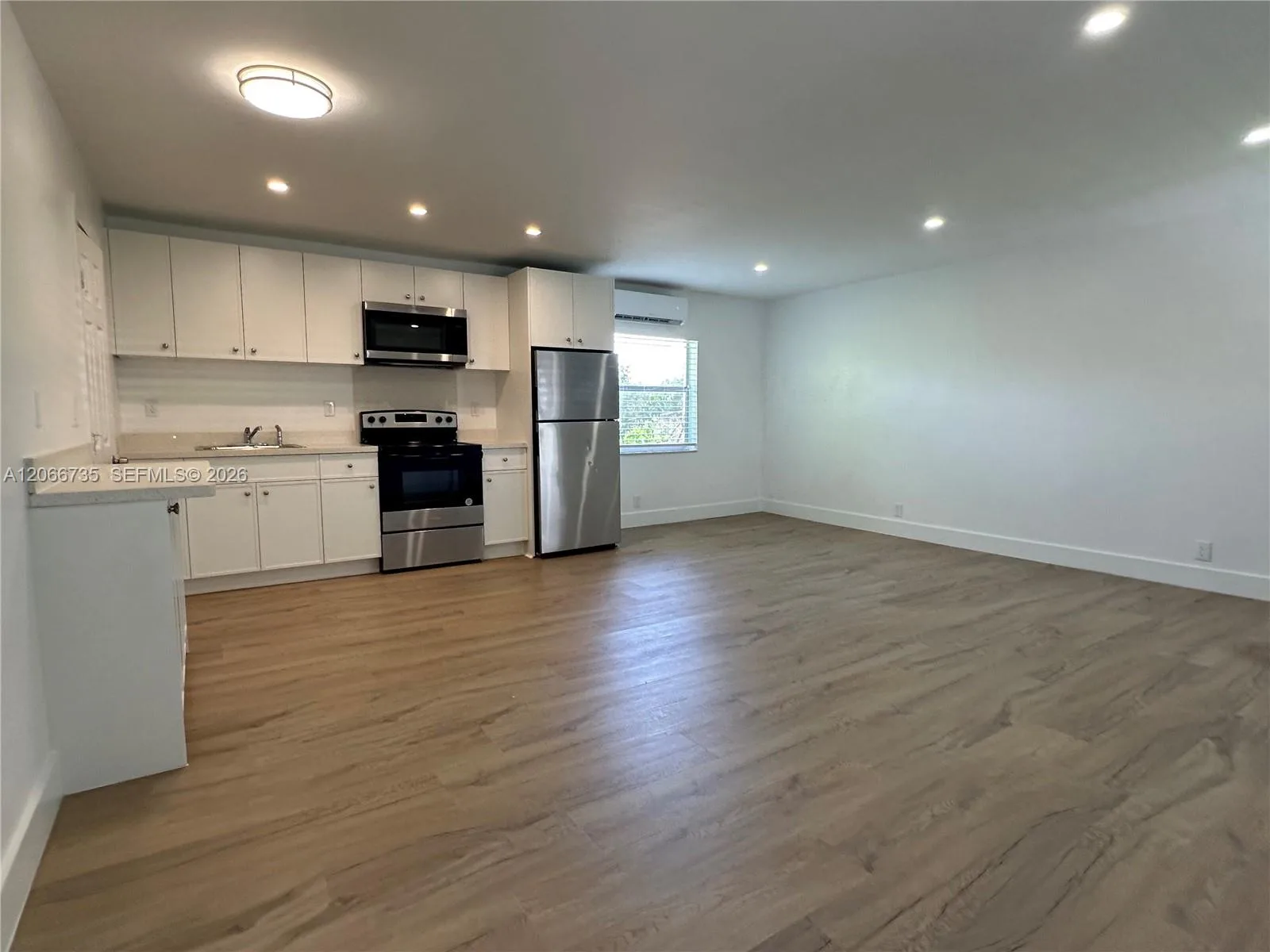 1413 N Dixie Hwy # 5, Fort Lauderdale, FL 33304 photo 3