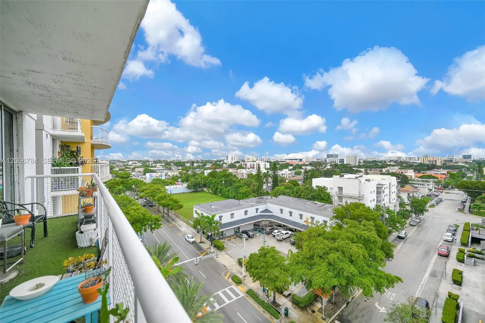 900 SW 8th St # 908, Miami, FL 33130 photo 4
