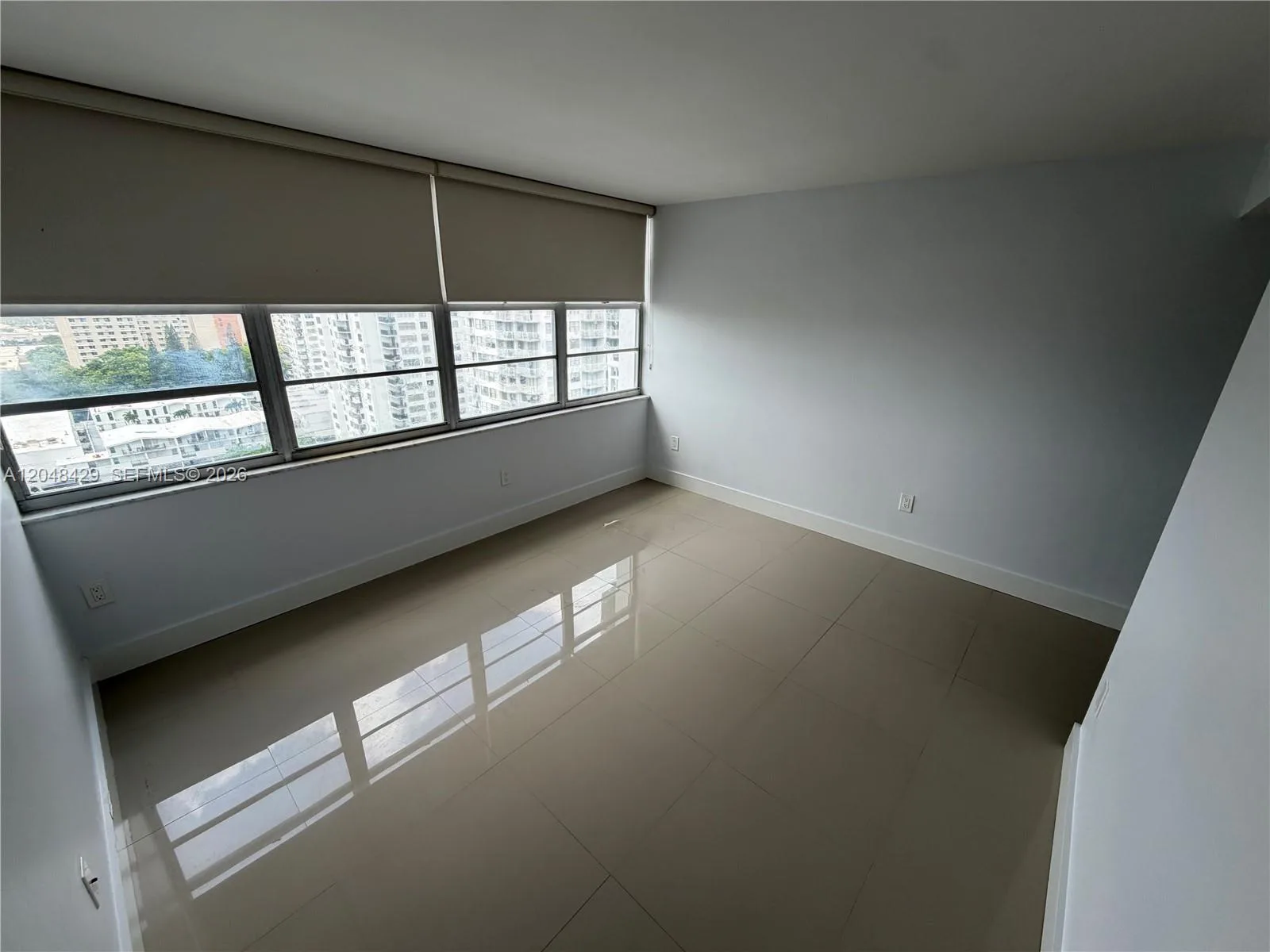18011 Biscayne Blvd # 1802, Aventura, FL 33160 photo 3